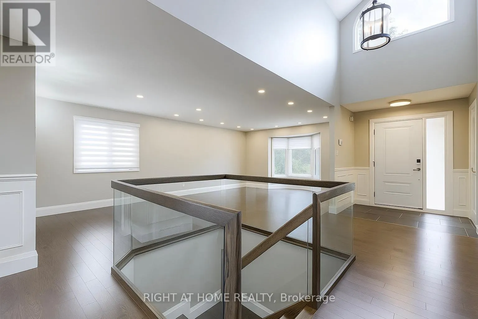 UPPER - 1837 PARKSIDE DRIVE