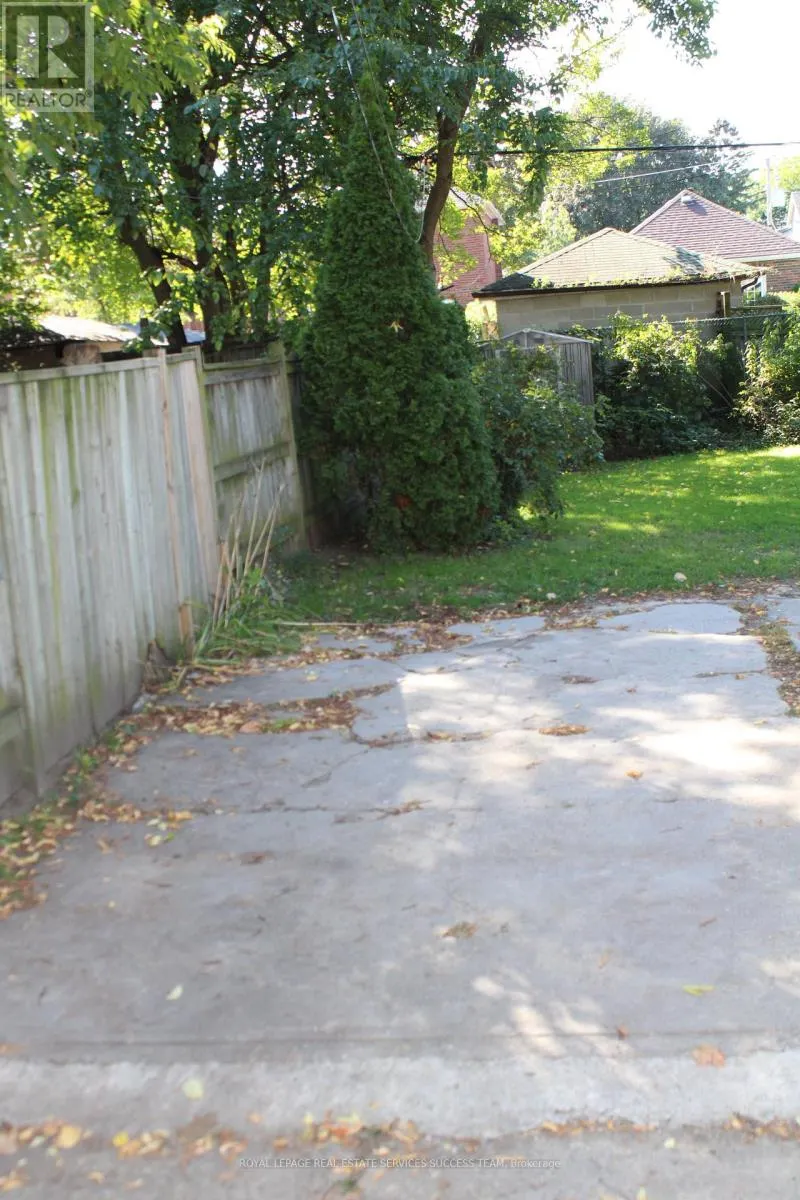 BSMT - 10 DON MILLS ROAD