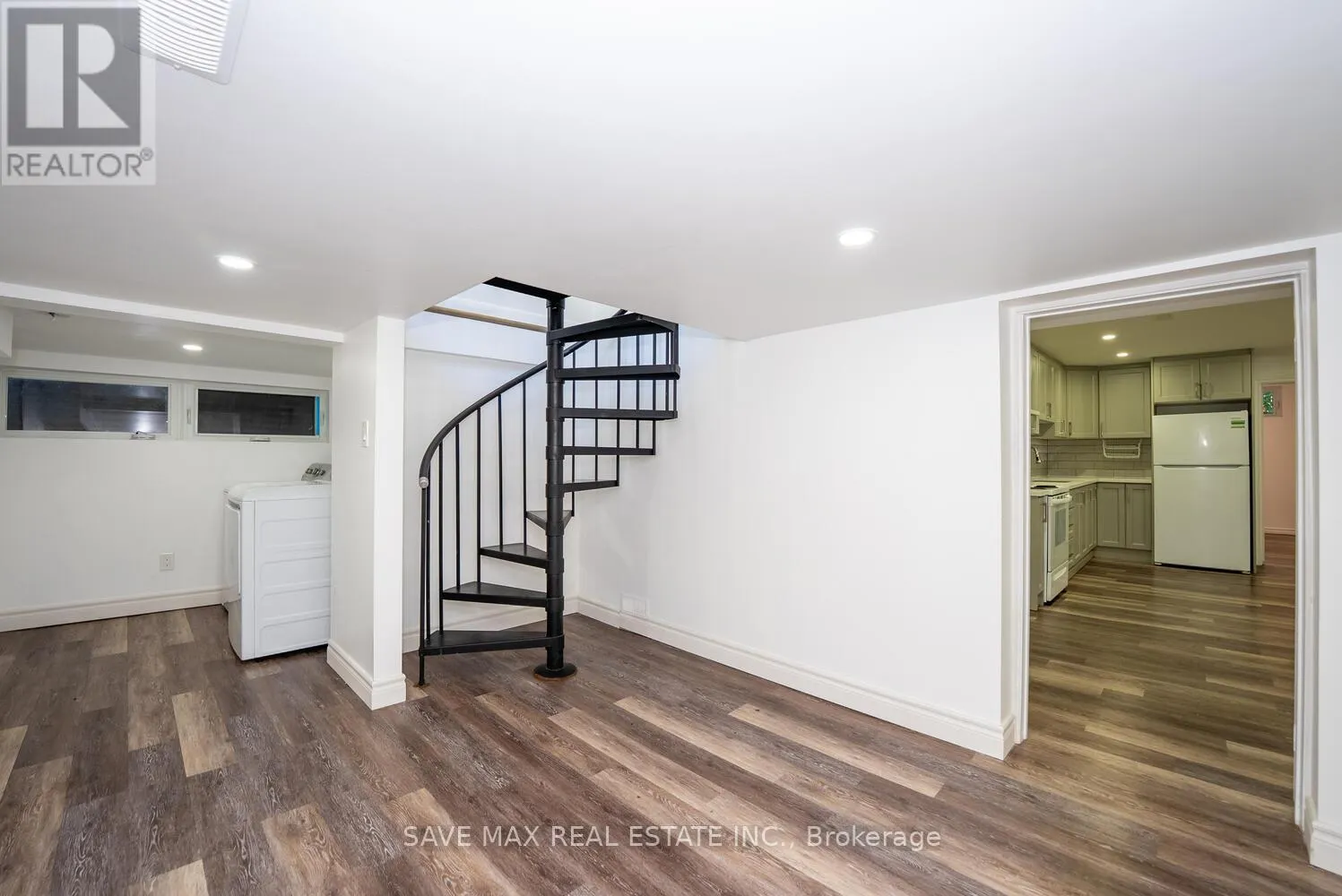 348 BELLAMY ROAD N