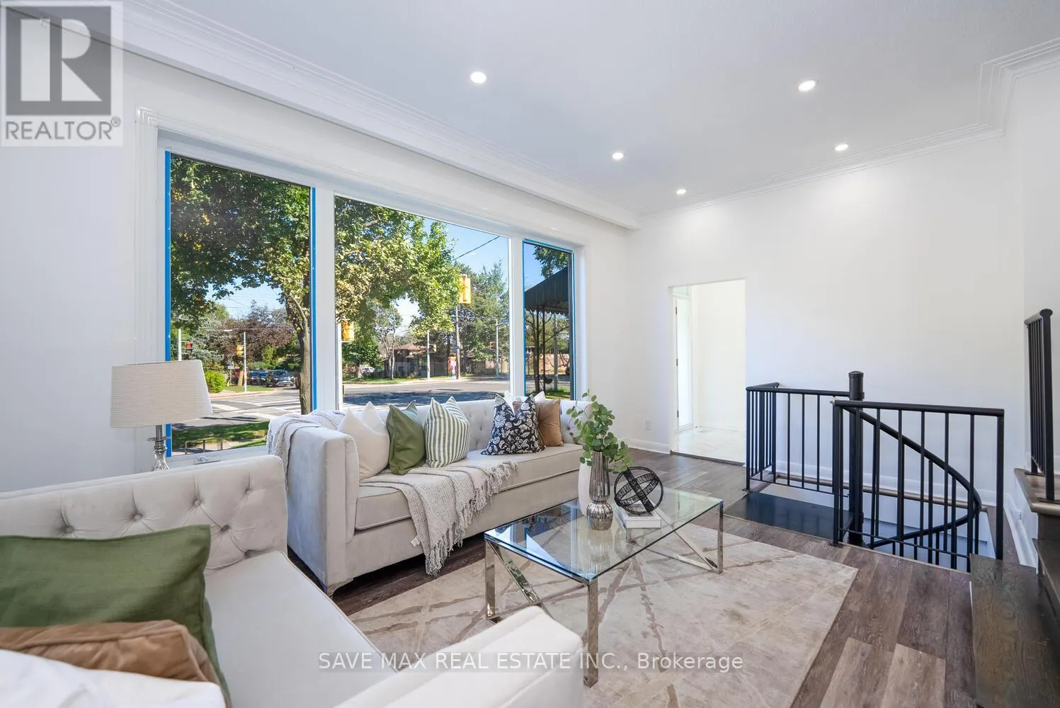 348 BELLAMY ROAD N