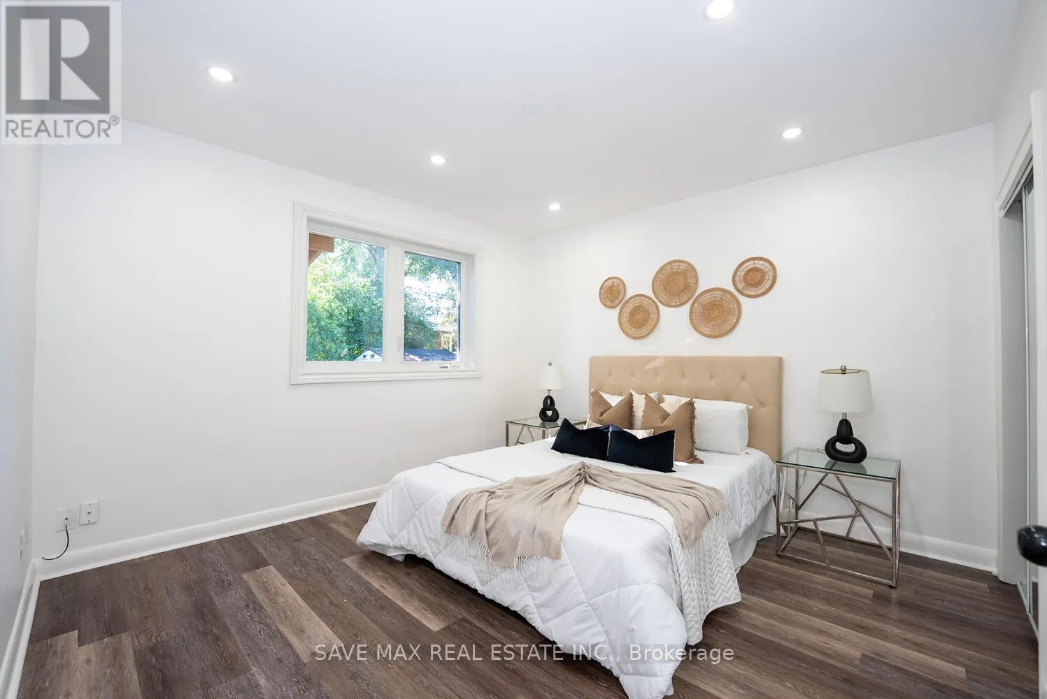 348 BELLAMY ROAD N