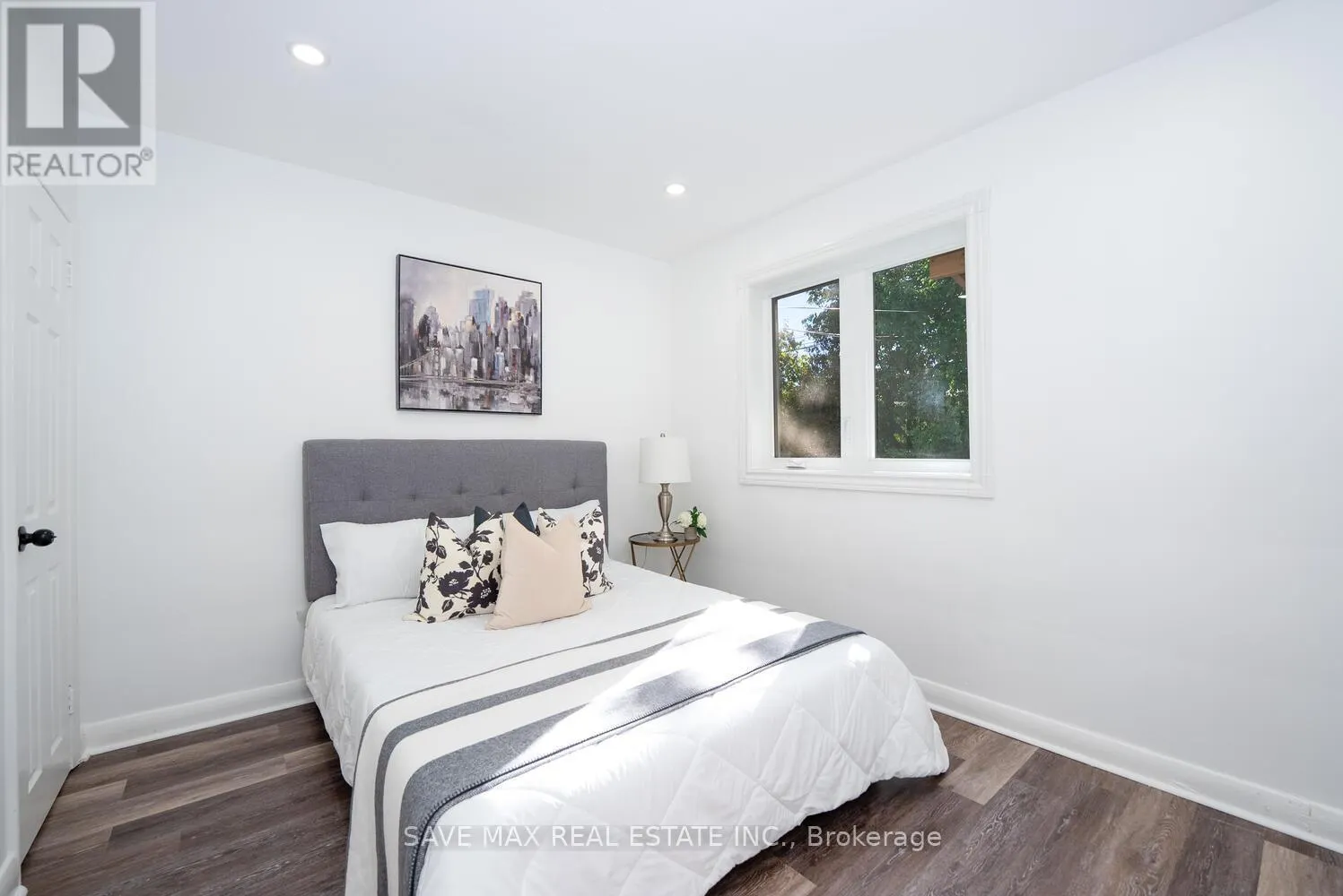 348 BELLAMY ROAD N