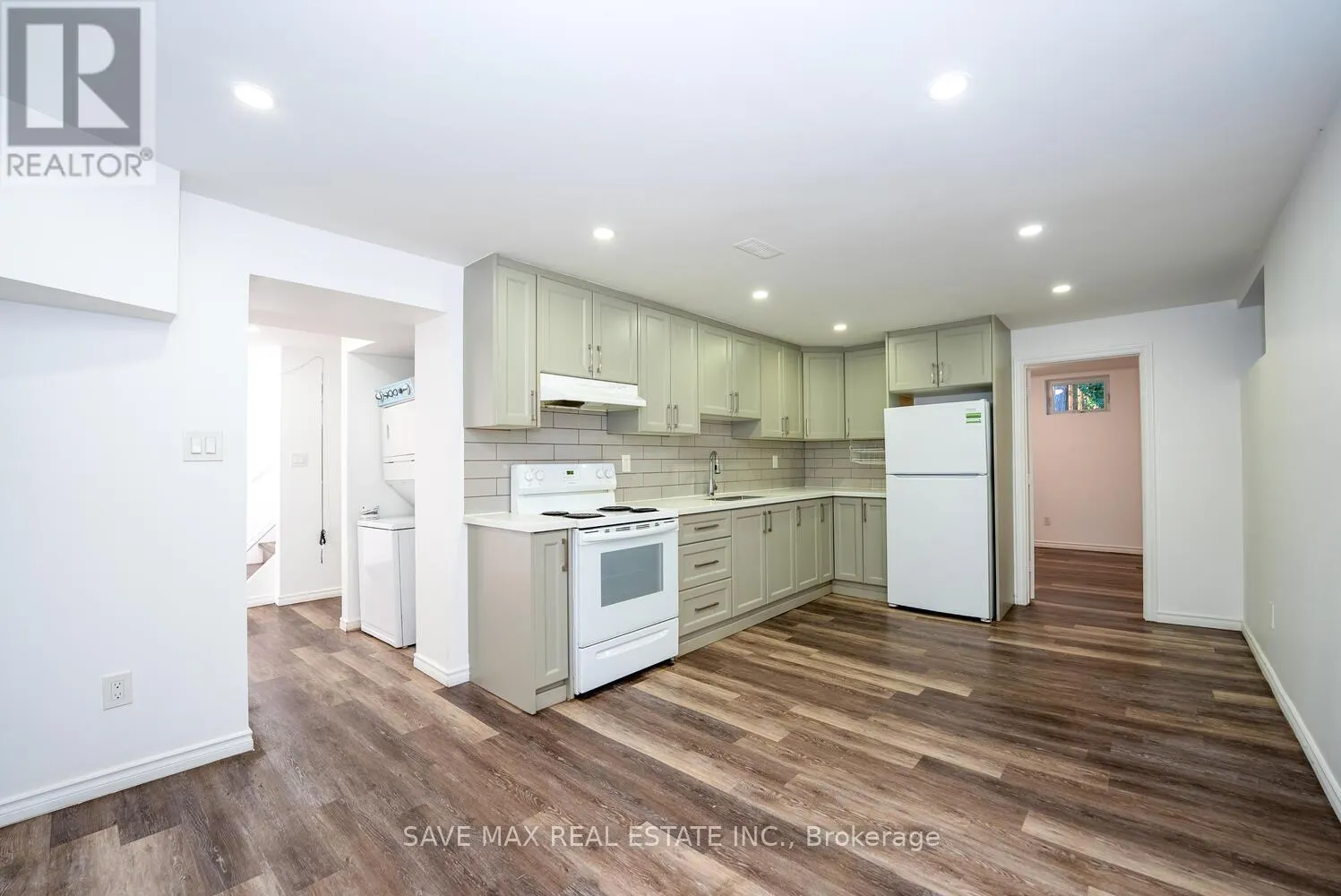 348 BELLAMY ROAD N