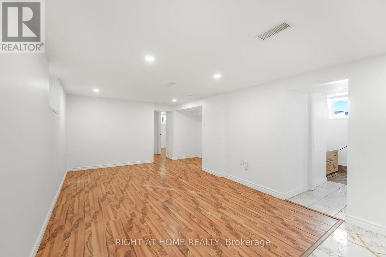 36 VANBRUGH AVENUE