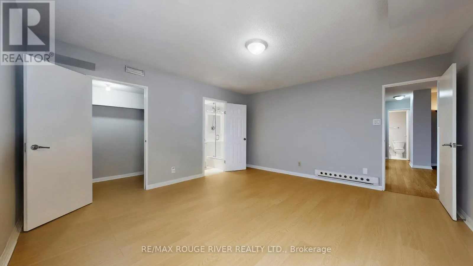 203 - 40 CHICHESTER PLACE