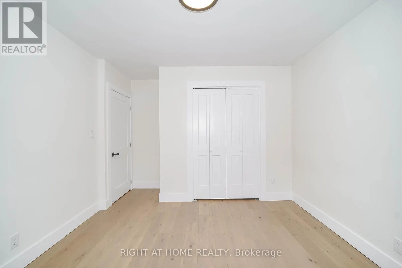 1380 WOODBINE AVENUE