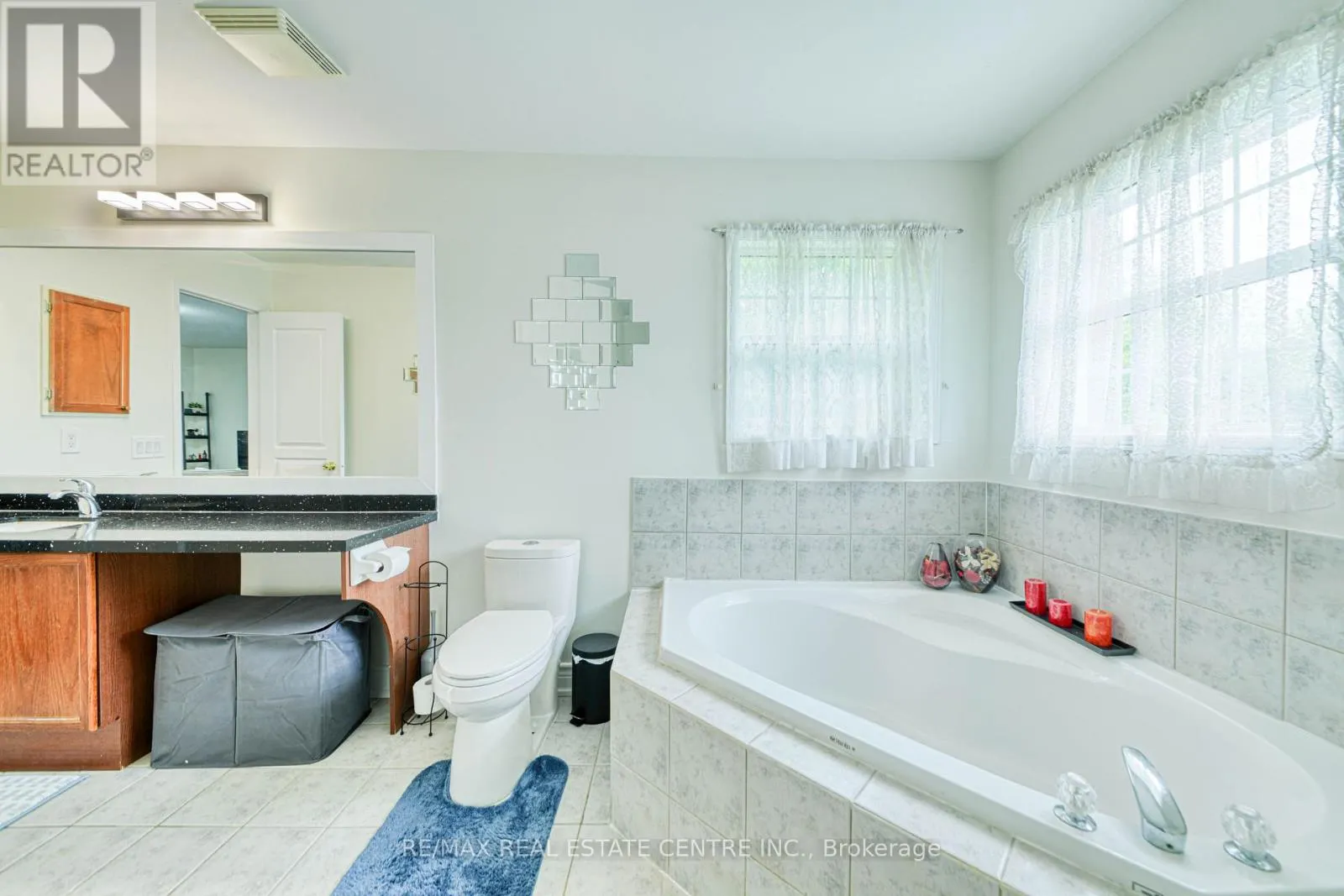 3100 COUNTRY LANE