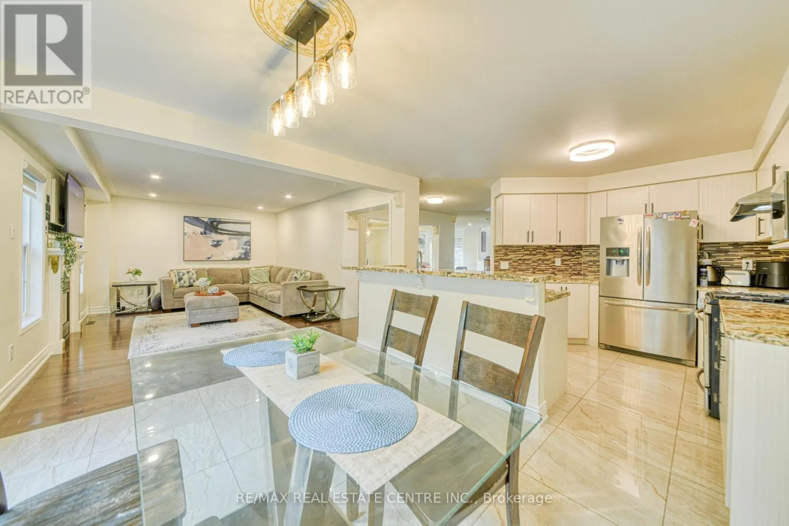 3100 COUNTRY LANE