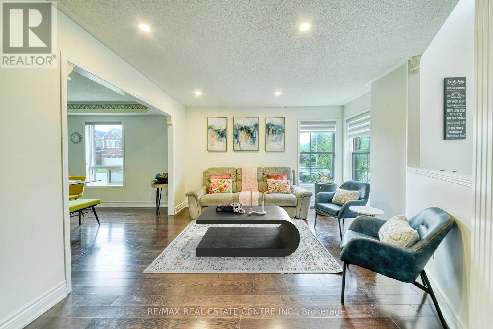 3100 COUNTRY LANE