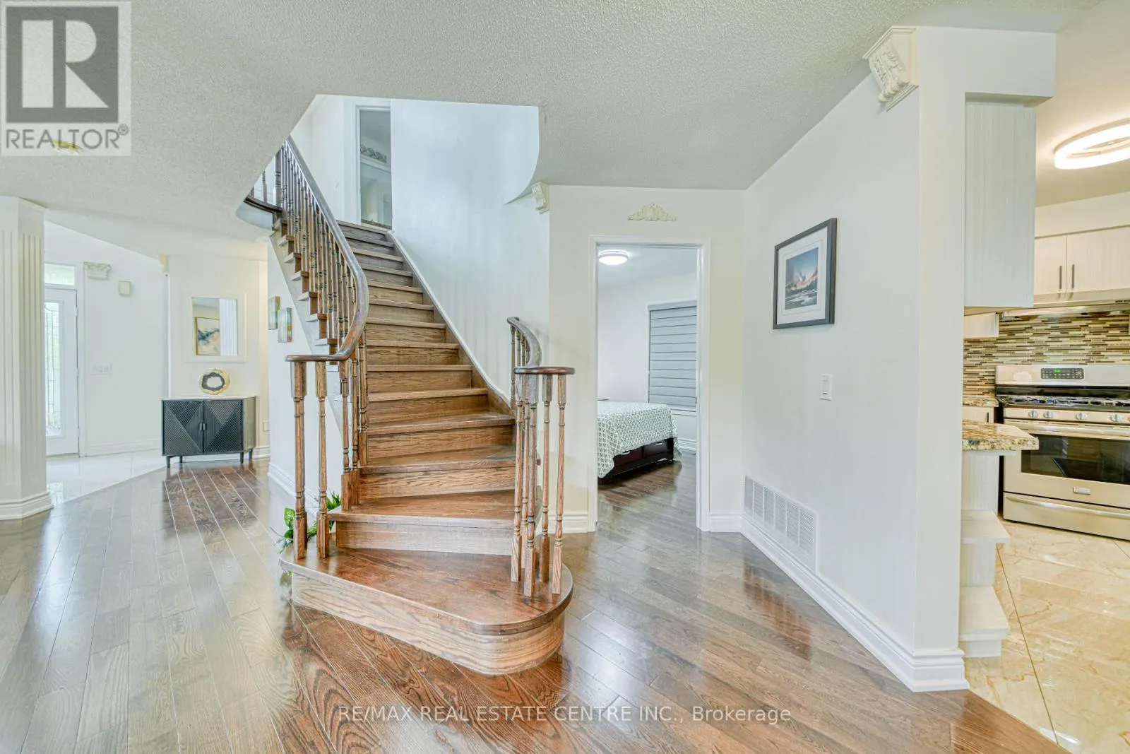 3100 COUNTRY LANE