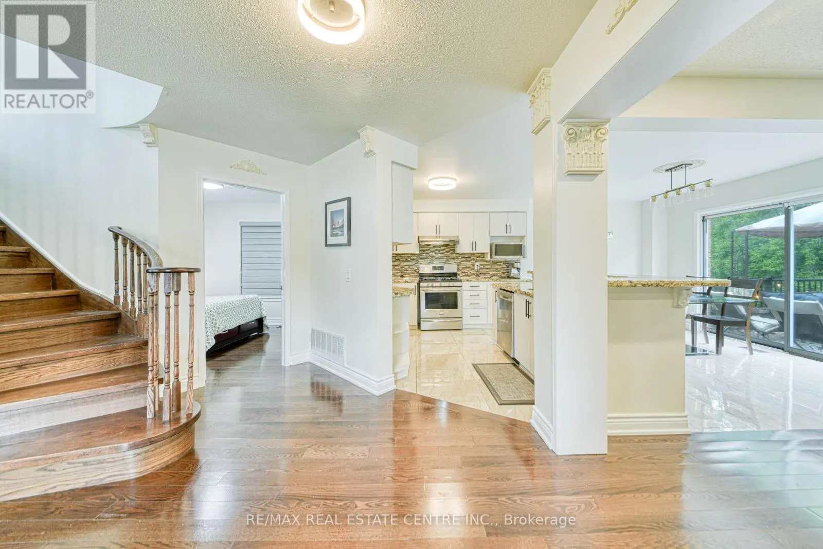 3100 COUNTRY LANE