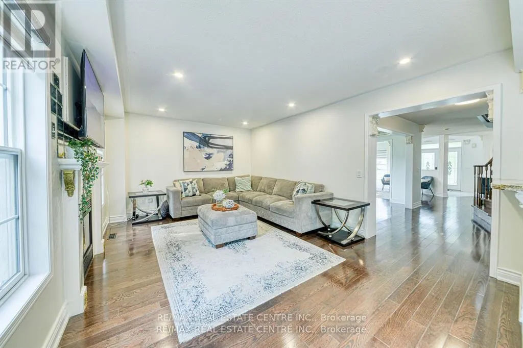 3100 COUNTRY LANE