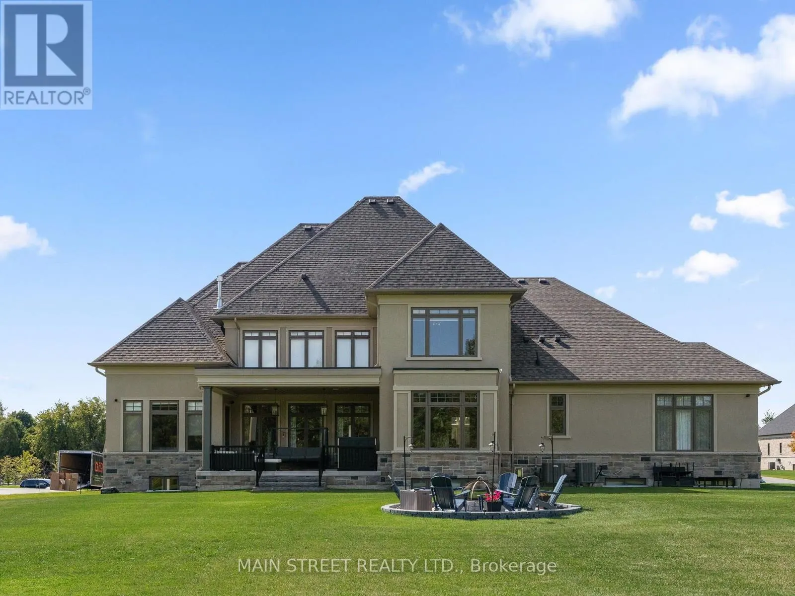 21 DEXSHIRE DRIVE