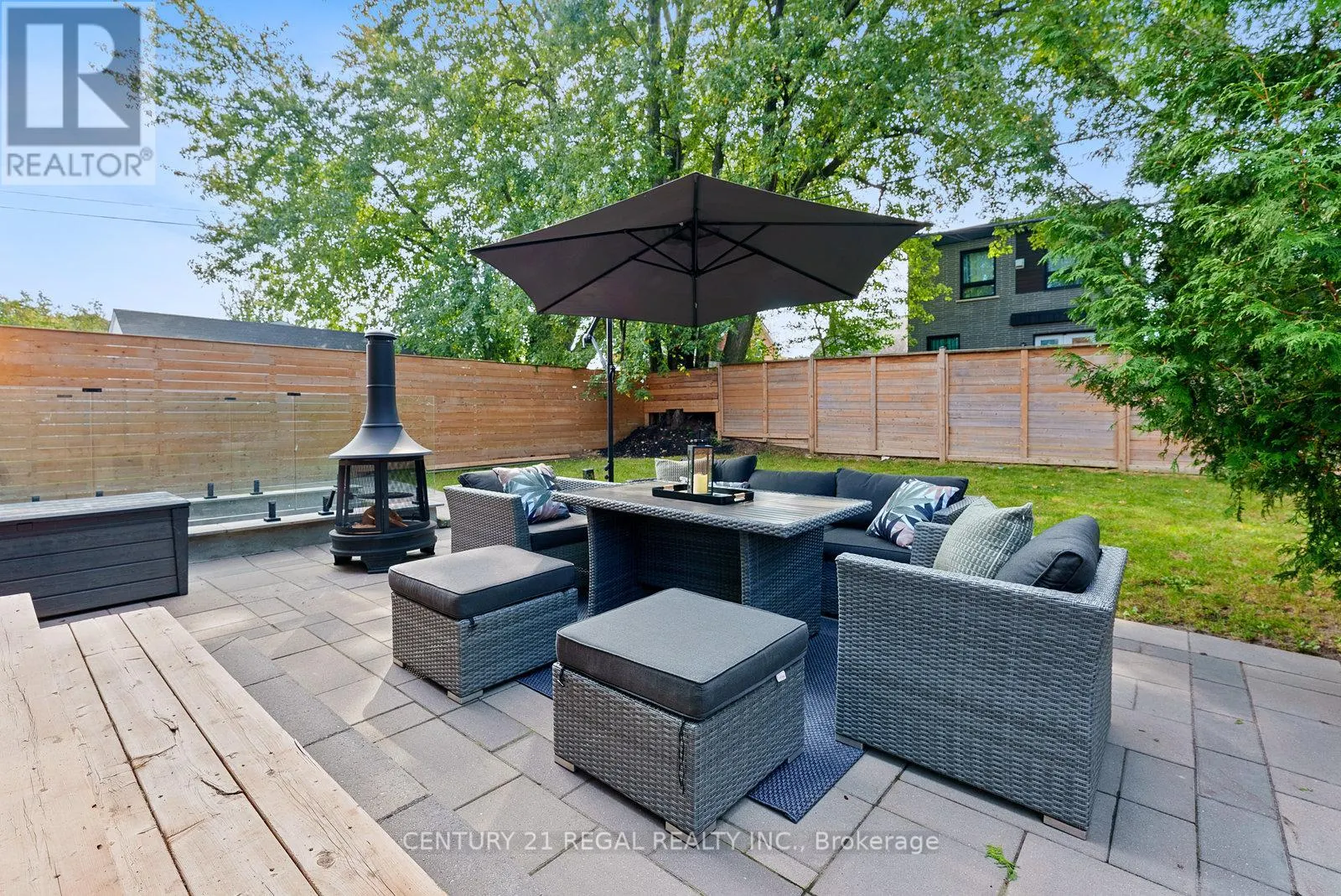 84 BEXHILL AVENUE