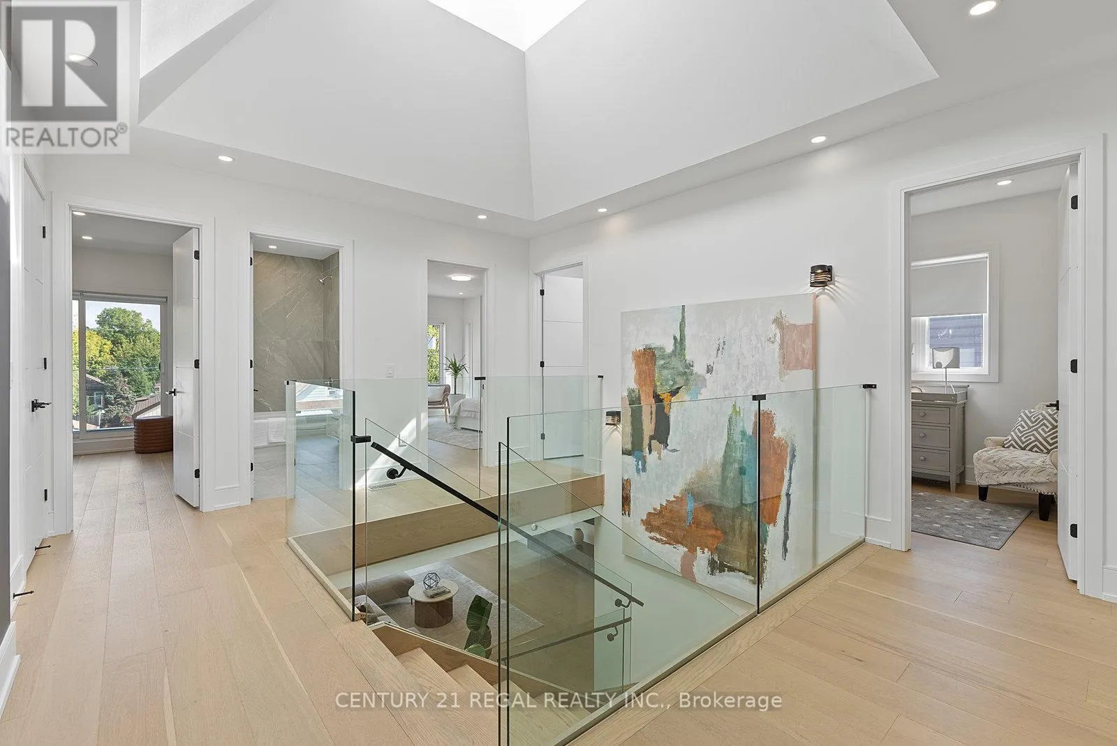 84 BEXHILL AVENUE