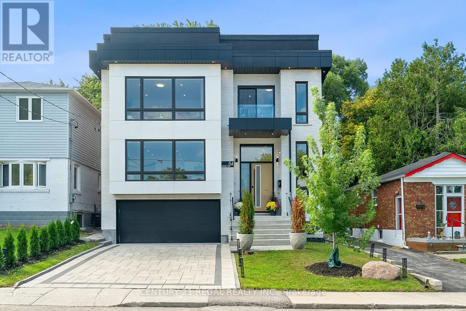 84 BEXHILL AVENUE