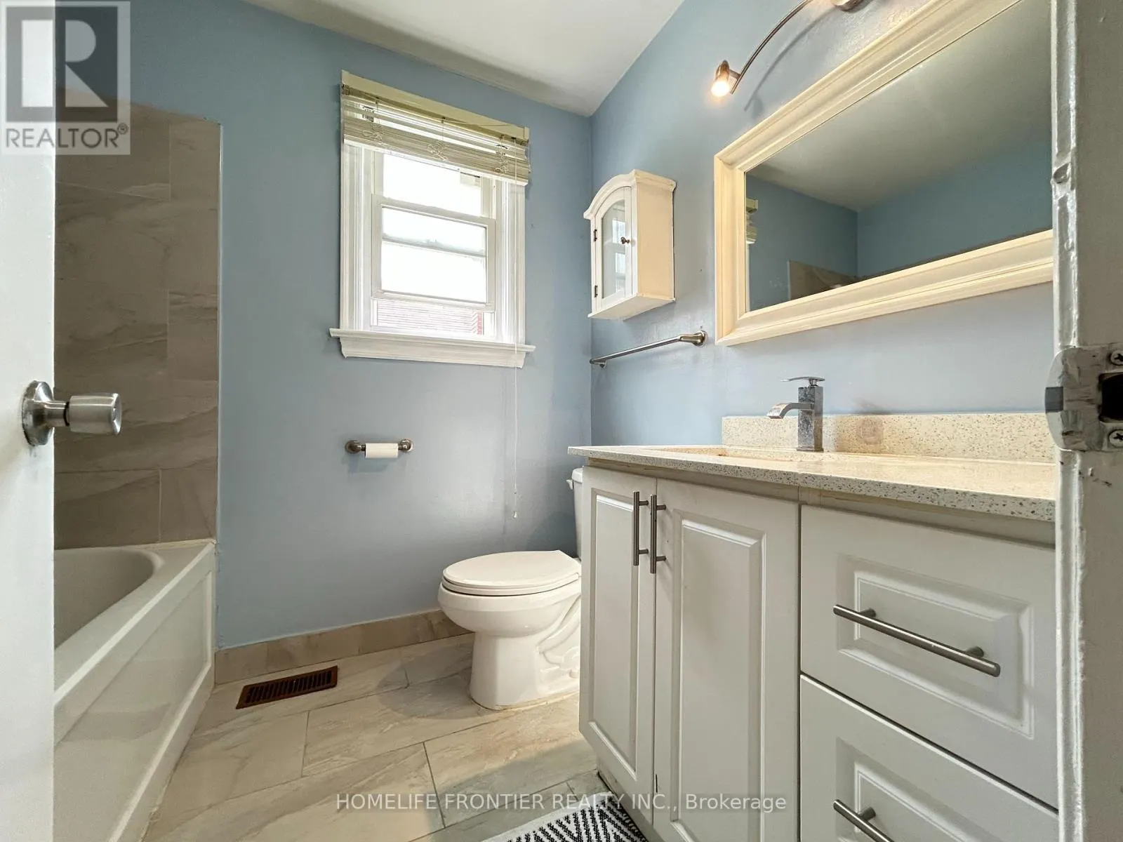 27 RENSBURG DRIVE