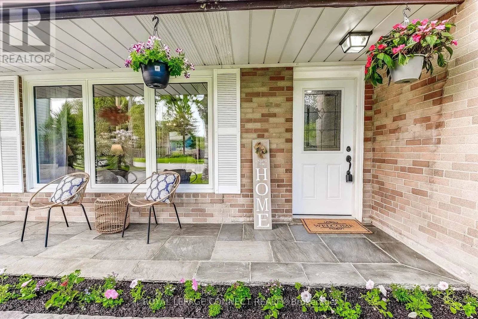 22 RAVINE PARK CRESCENT