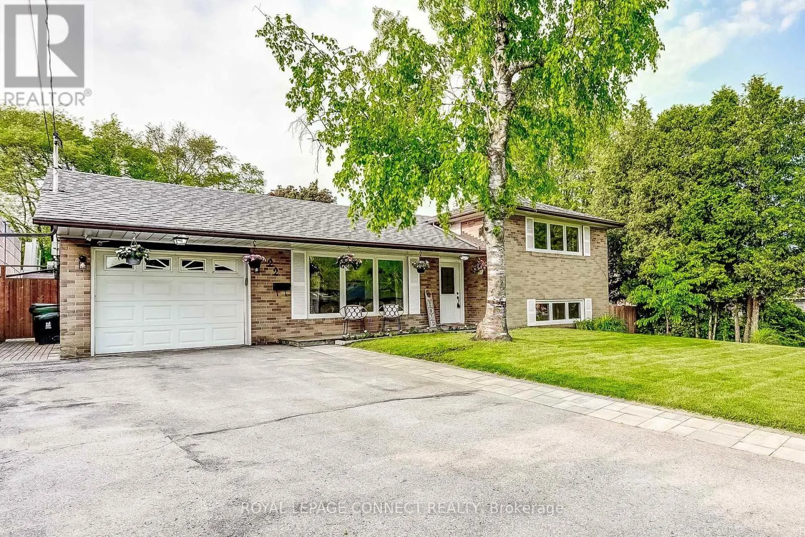 22 RAVINE PARK CRESCENT