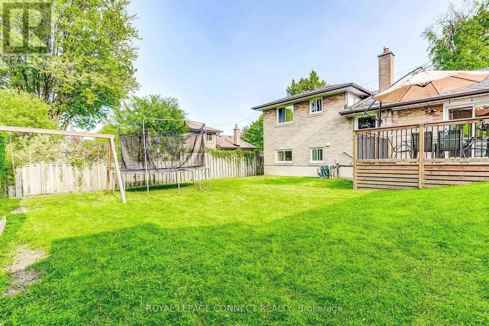 22 RAVINE PARK CRESCENT