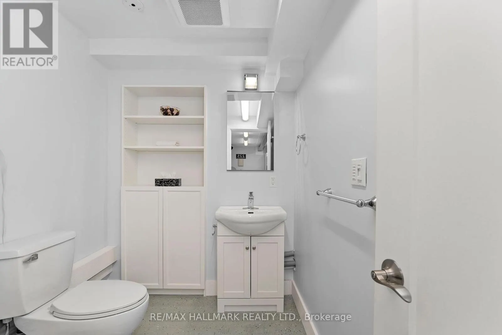 272&276 KING EDWARD AVENUE