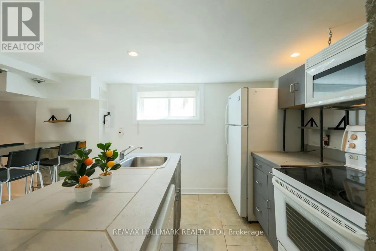 70 CARLAW AVENUE
