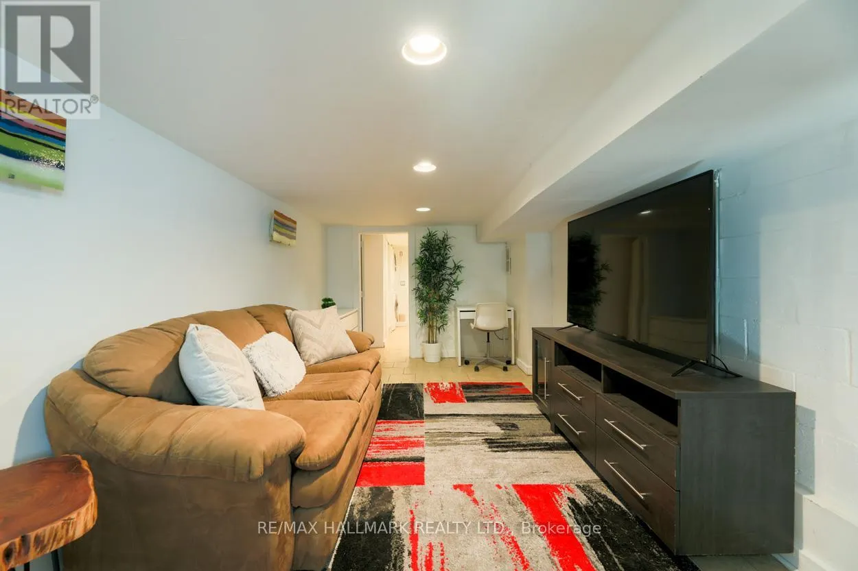 70 CARLAW AVENUE