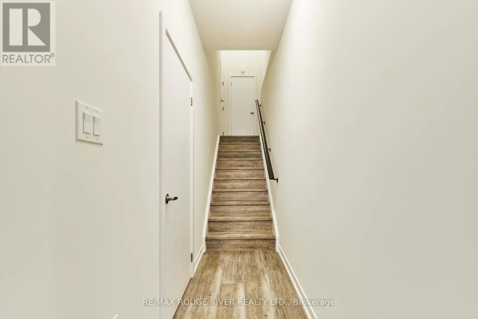 106 ZIIBI WAY