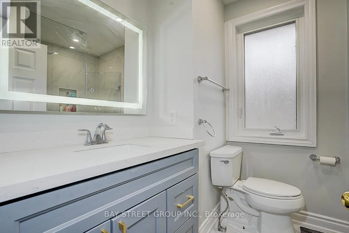 6 LARWOOD BOULEVARD