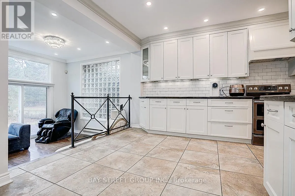 6 LARWOOD BOULEVARD