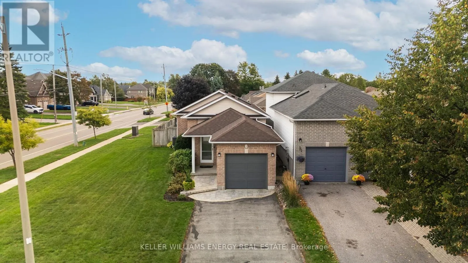 1 DAISEYFIELD AVENUE