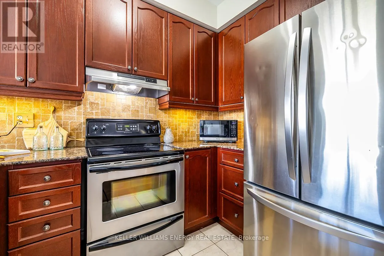 8 BAGNELL CRESCENT