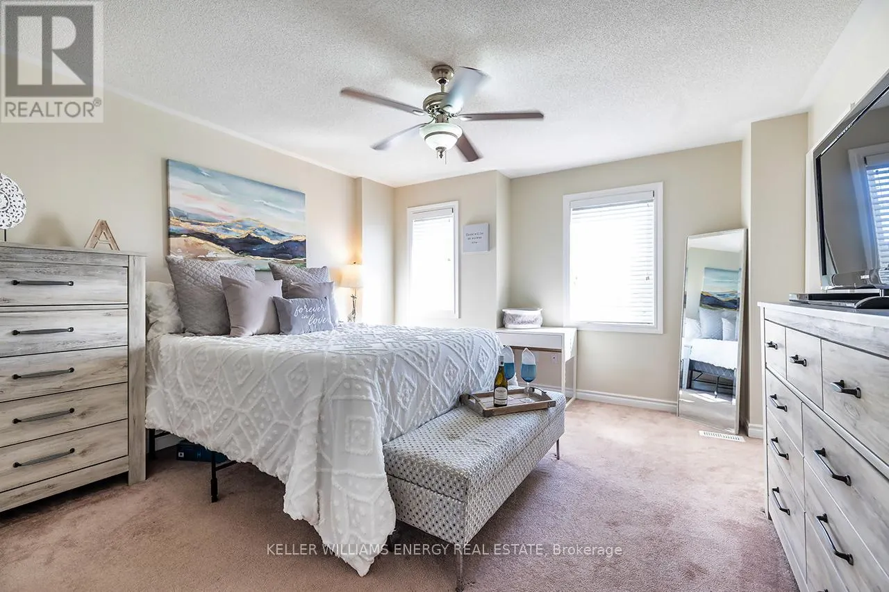 8 BAGNELL CRESCENT