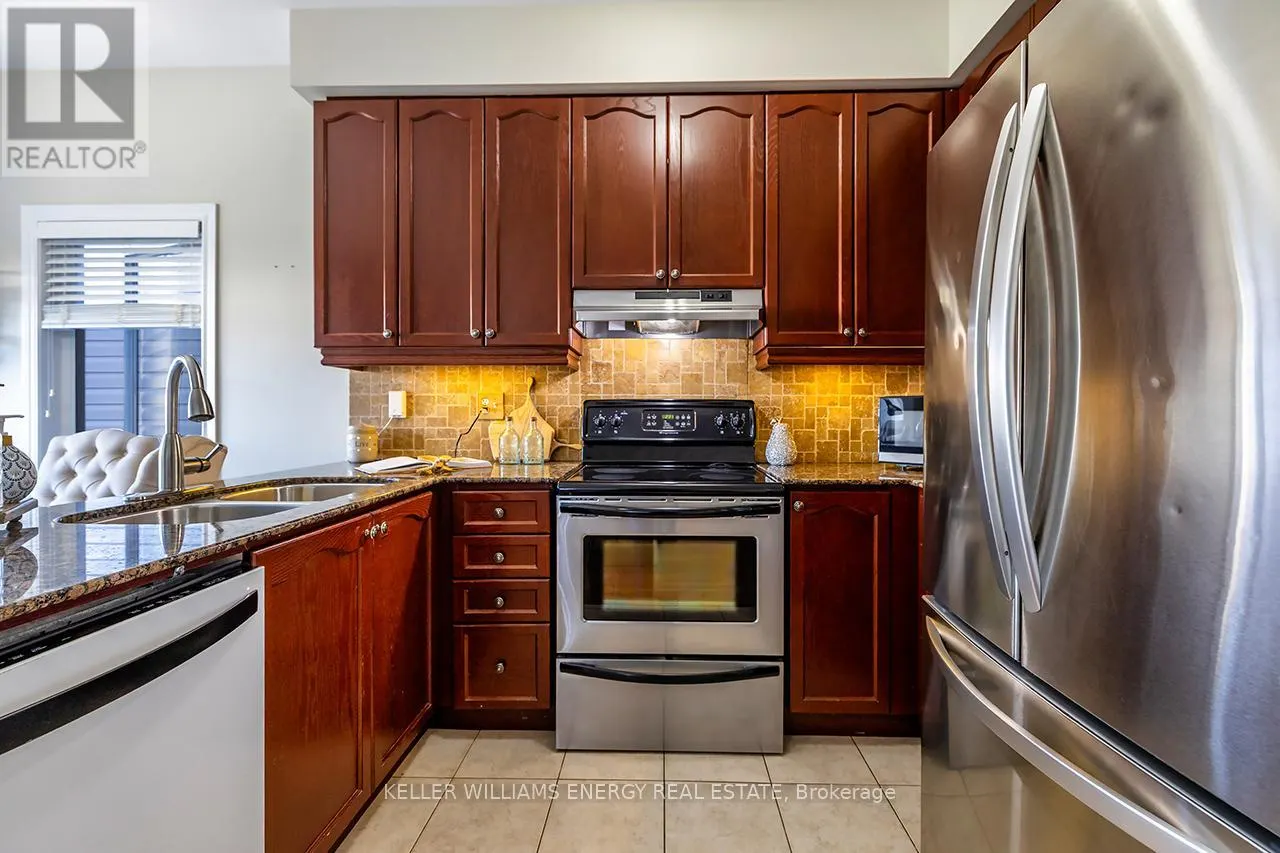 8 BAGNELL CRESCENT