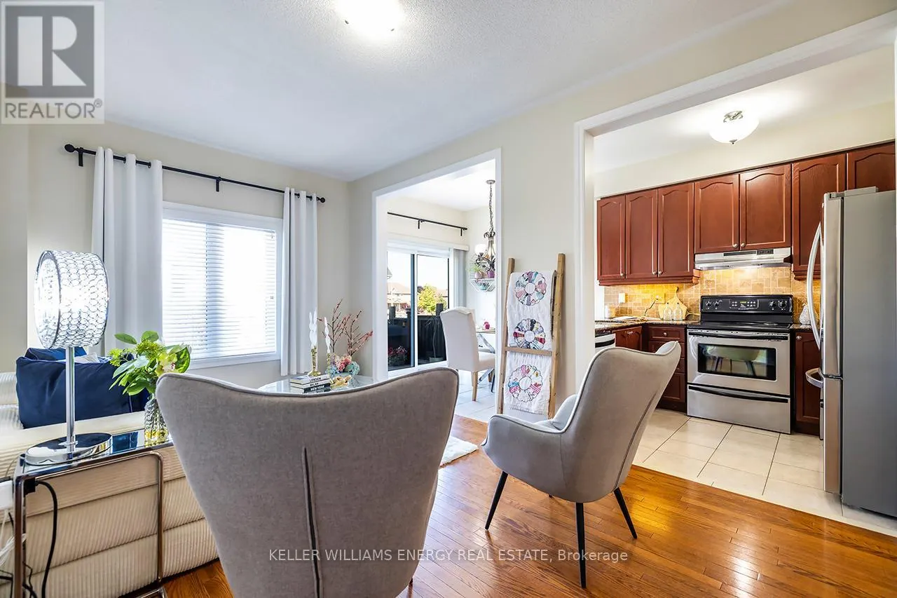 8 BAGNELL CRESCENT