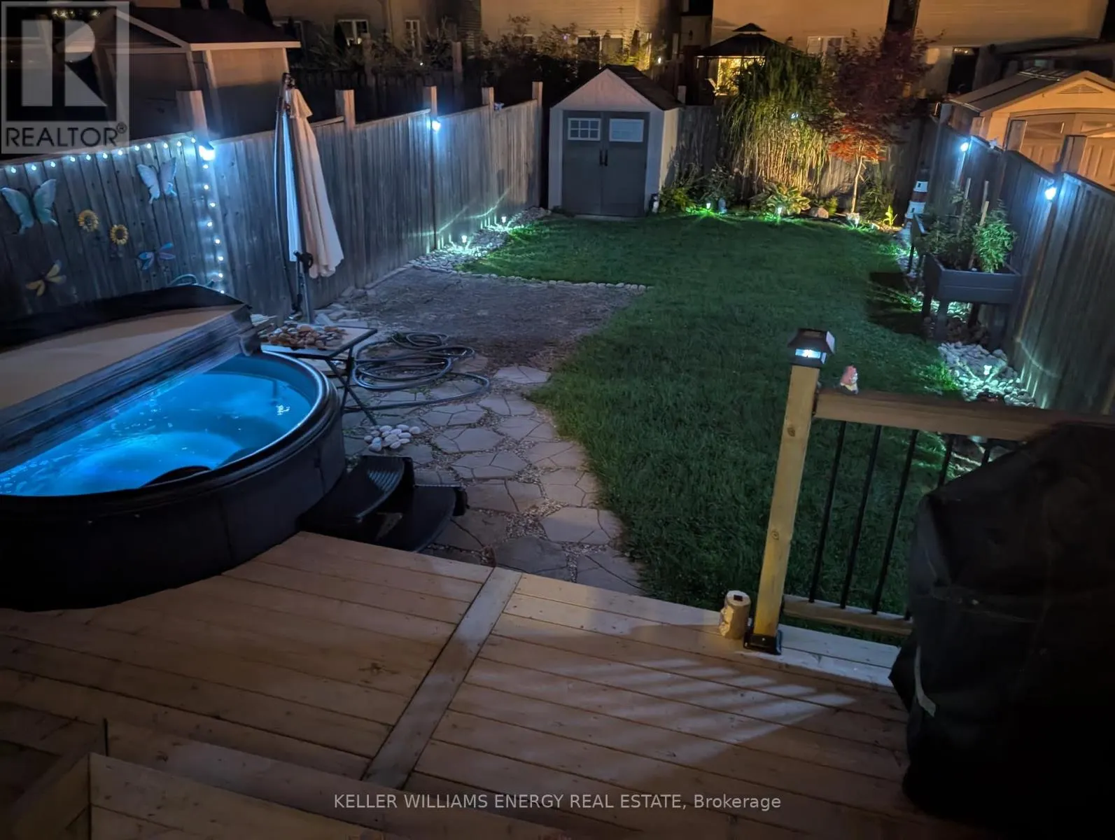 8 BAGNELL CRESCENT
