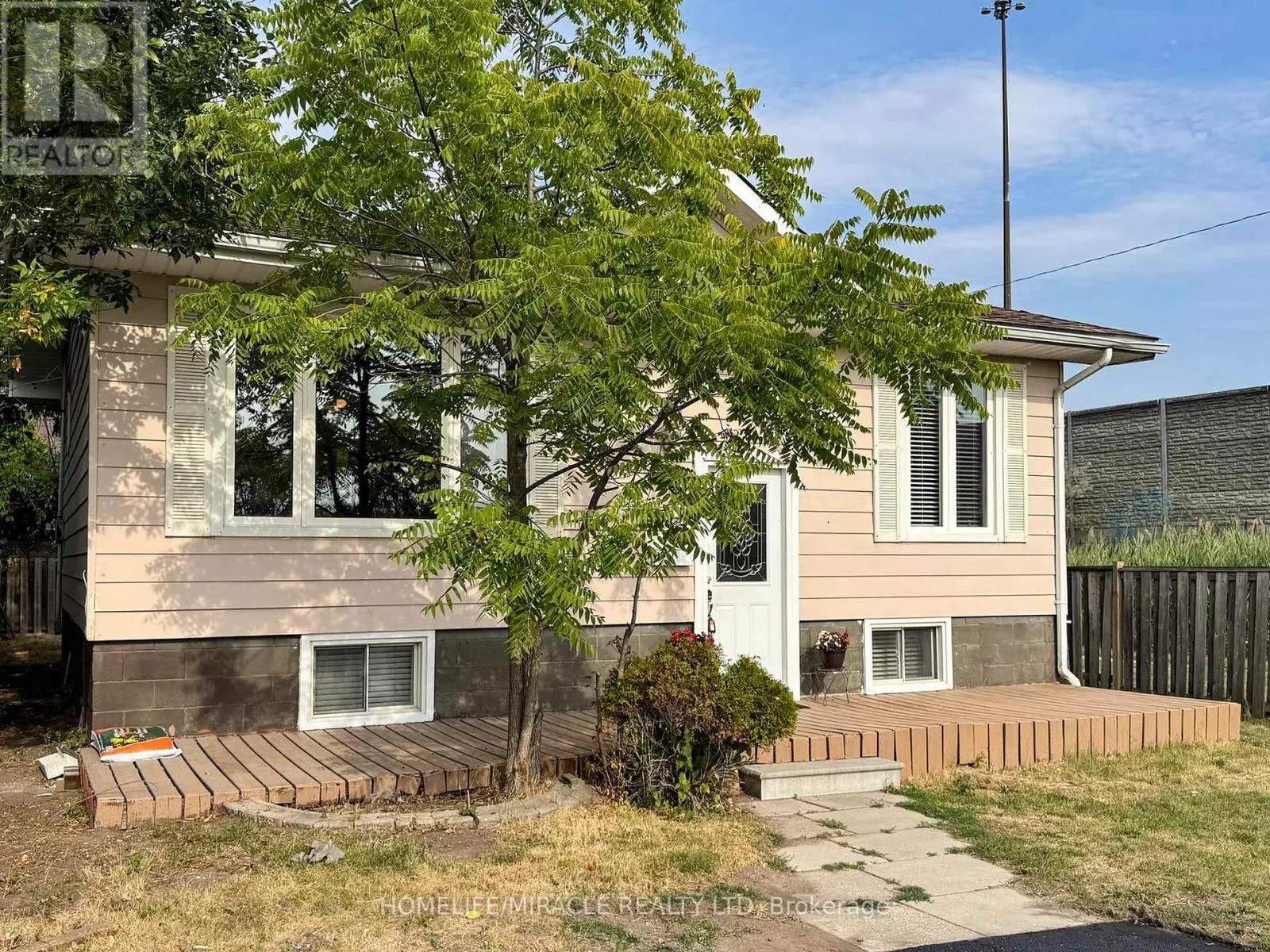1 TUDOR AVENUE