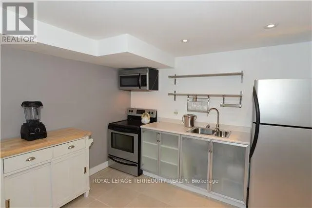129 MEMORIAL PARK AVENUE