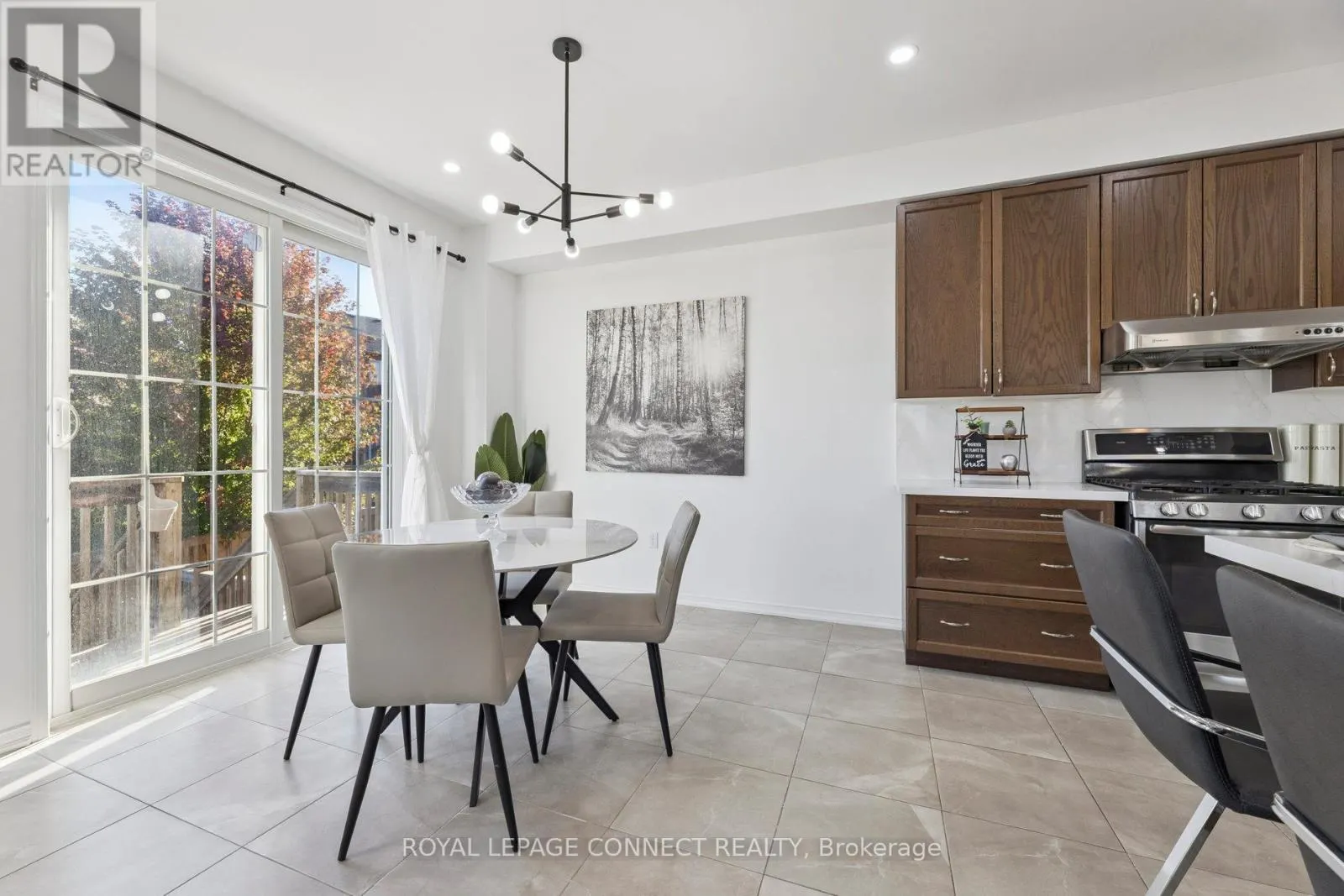 153 WINDFIELDS FARM DRIVE