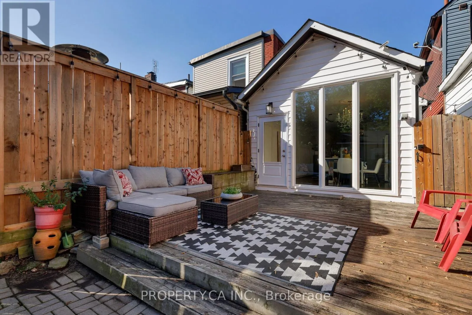 419 RHODES AVENUE
