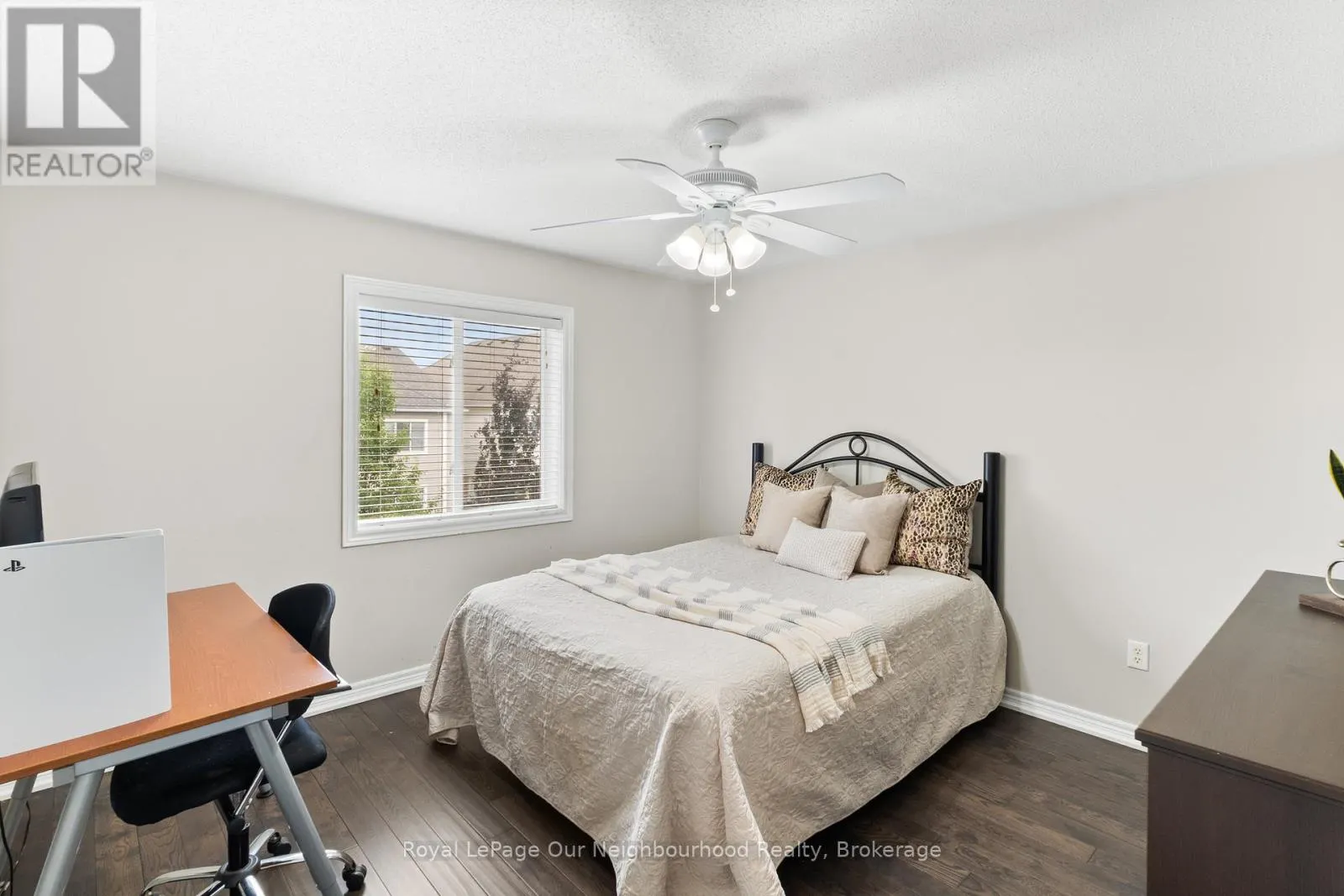 862 AUDLEY ROAD S