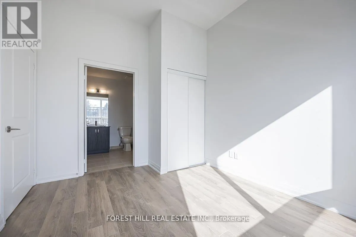 105 - 10 MEADOWGLEN PLACE