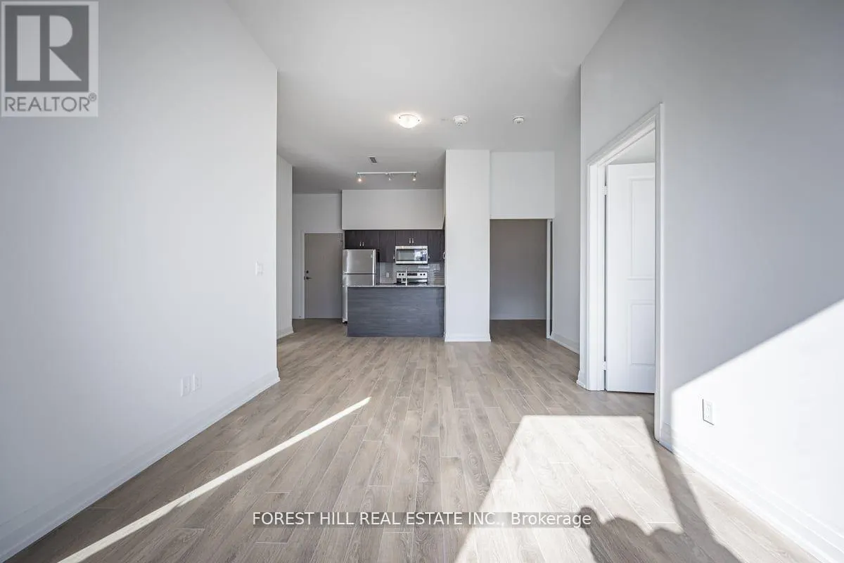 105 - 10 MEADOWGLEN PLACE