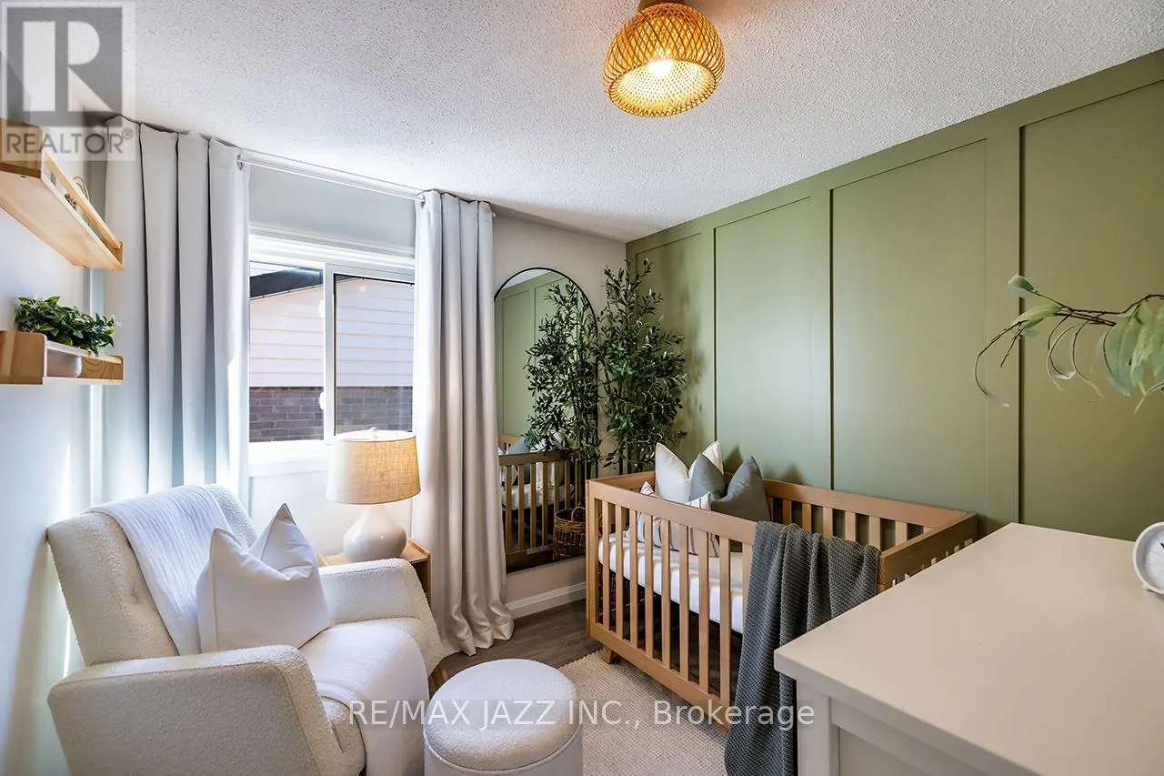 541 GALAHAD DRIVE