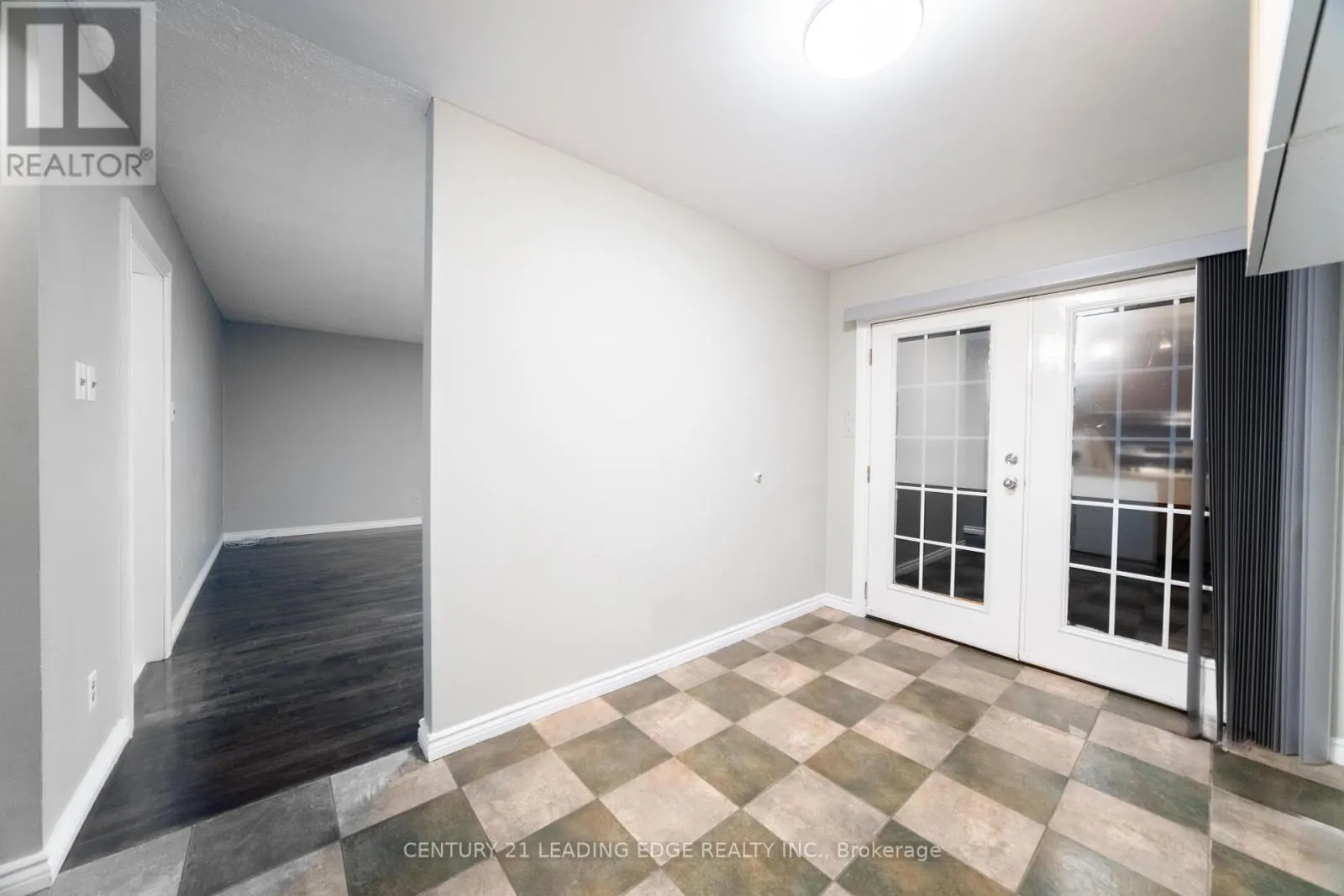 77 SNOWBALL CRESCENT