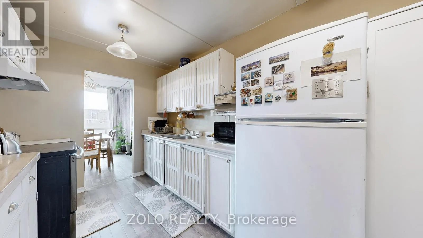 1015 - 2 GLAMORGAN AVENUE