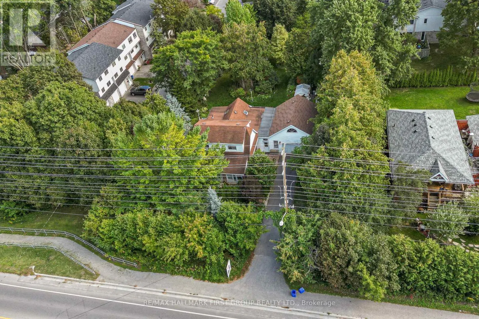 1433 FINCH AVENUE
