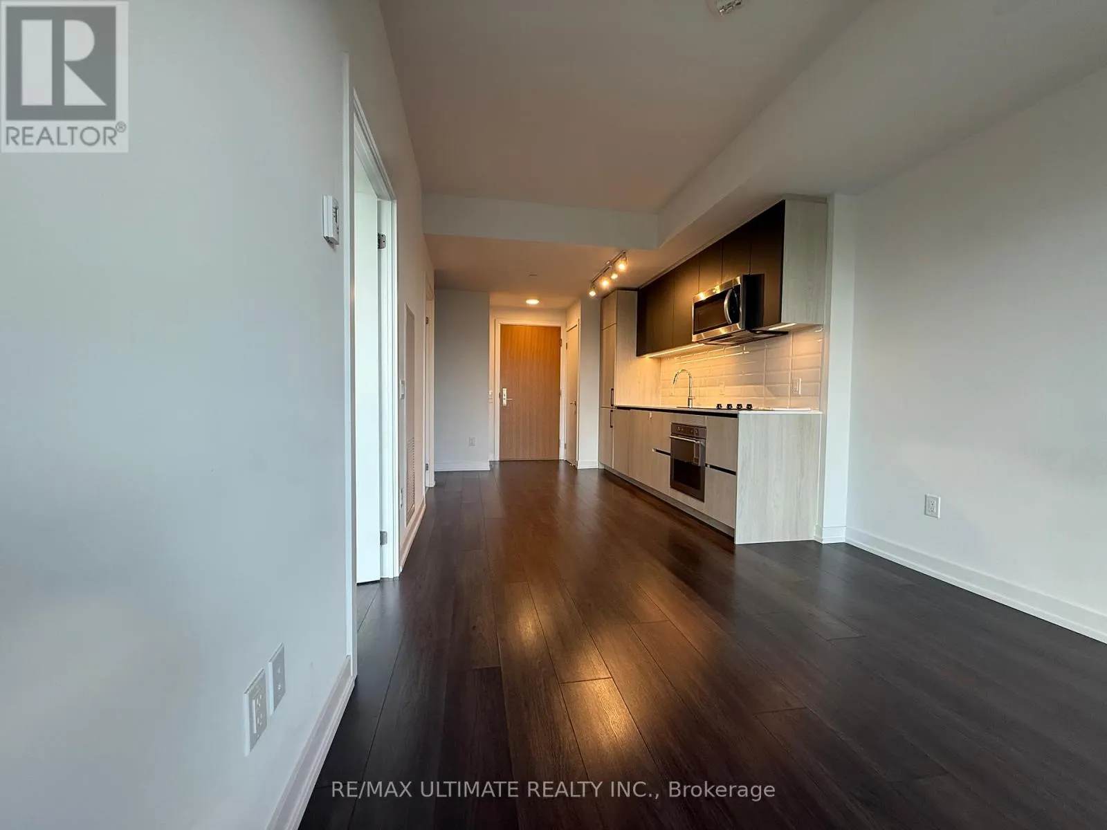 605 - 150 LOGAN AVENUE