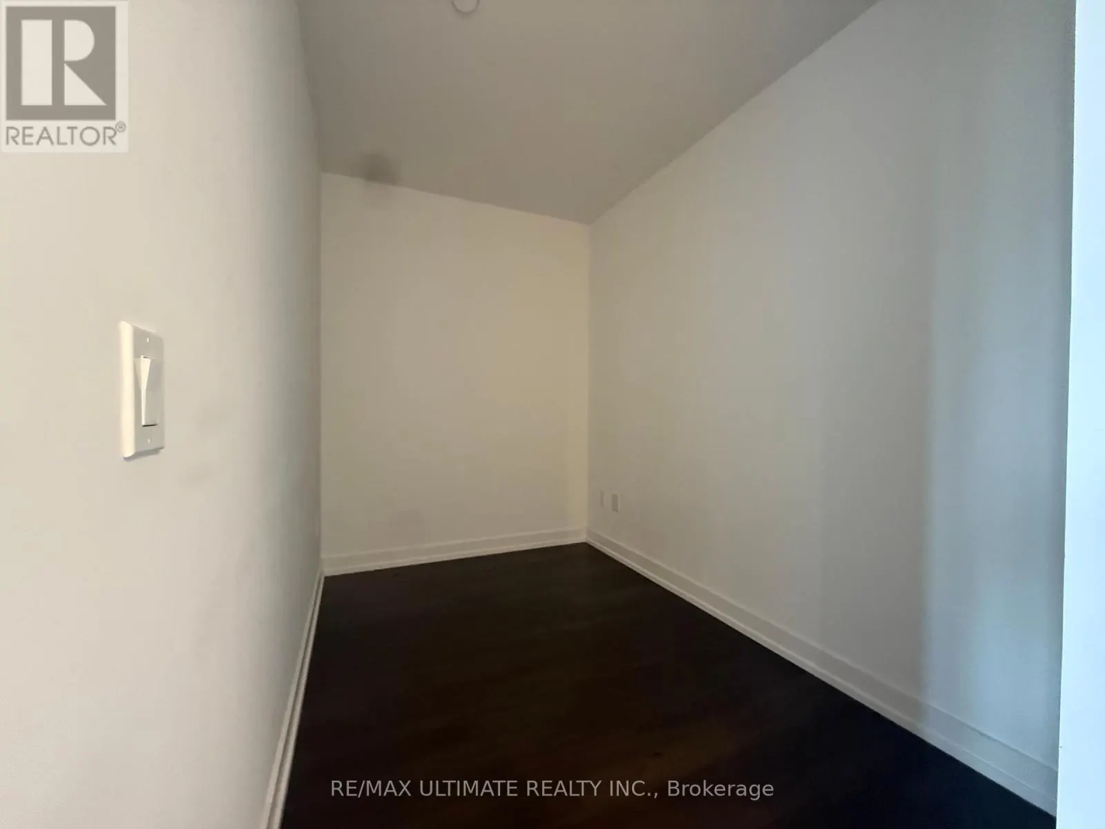 605 - 150 LOGAN AVENUE