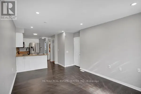 58 AVENUE STREET